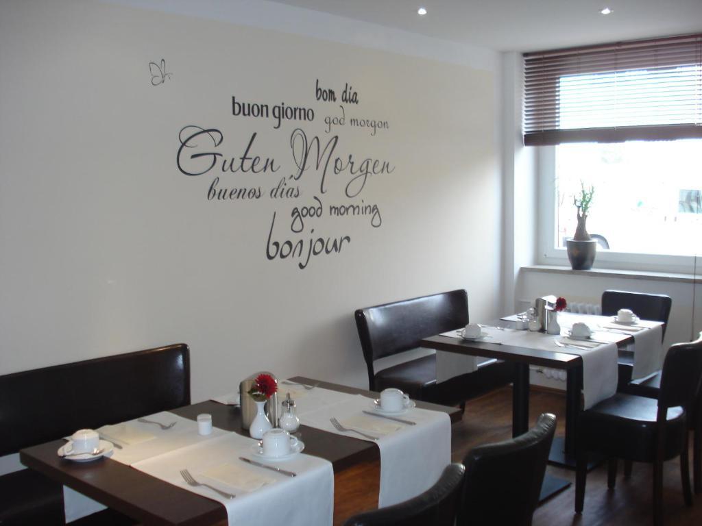 Landhotel Zur Alten Kaserne Ebern Esterno foto