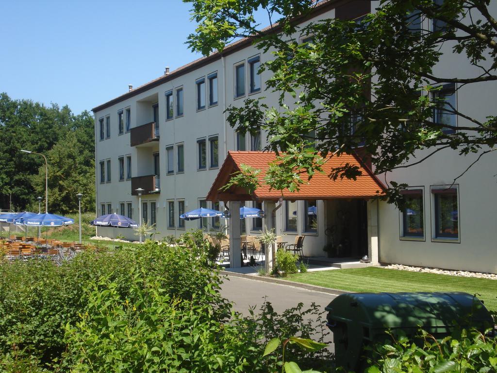 Landhotel Zur Alten Kaserne Ebern Esterno foto